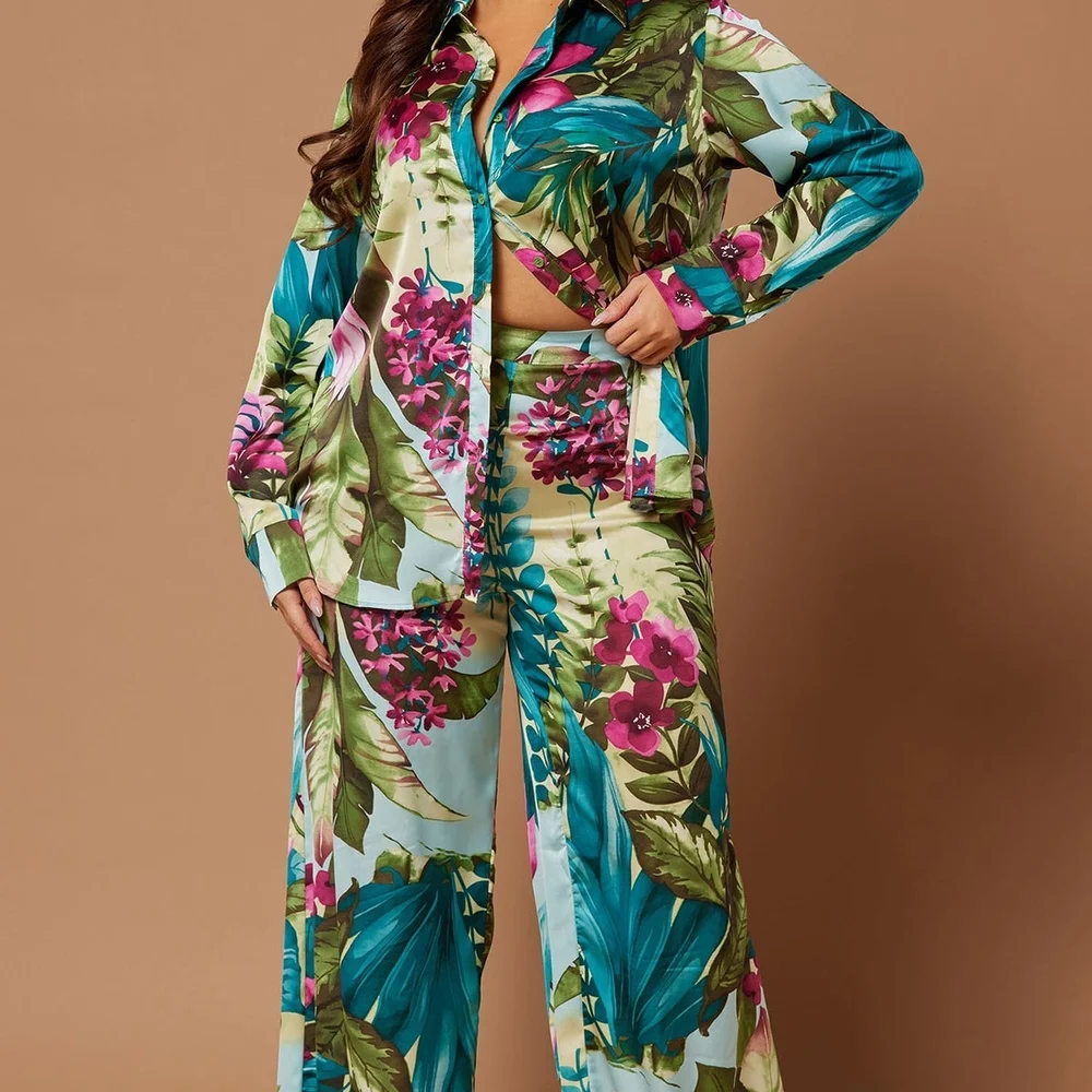 ✨NWOT✨Nova Luxe Kyoto Satin Pant Set - Picture 1 of 6